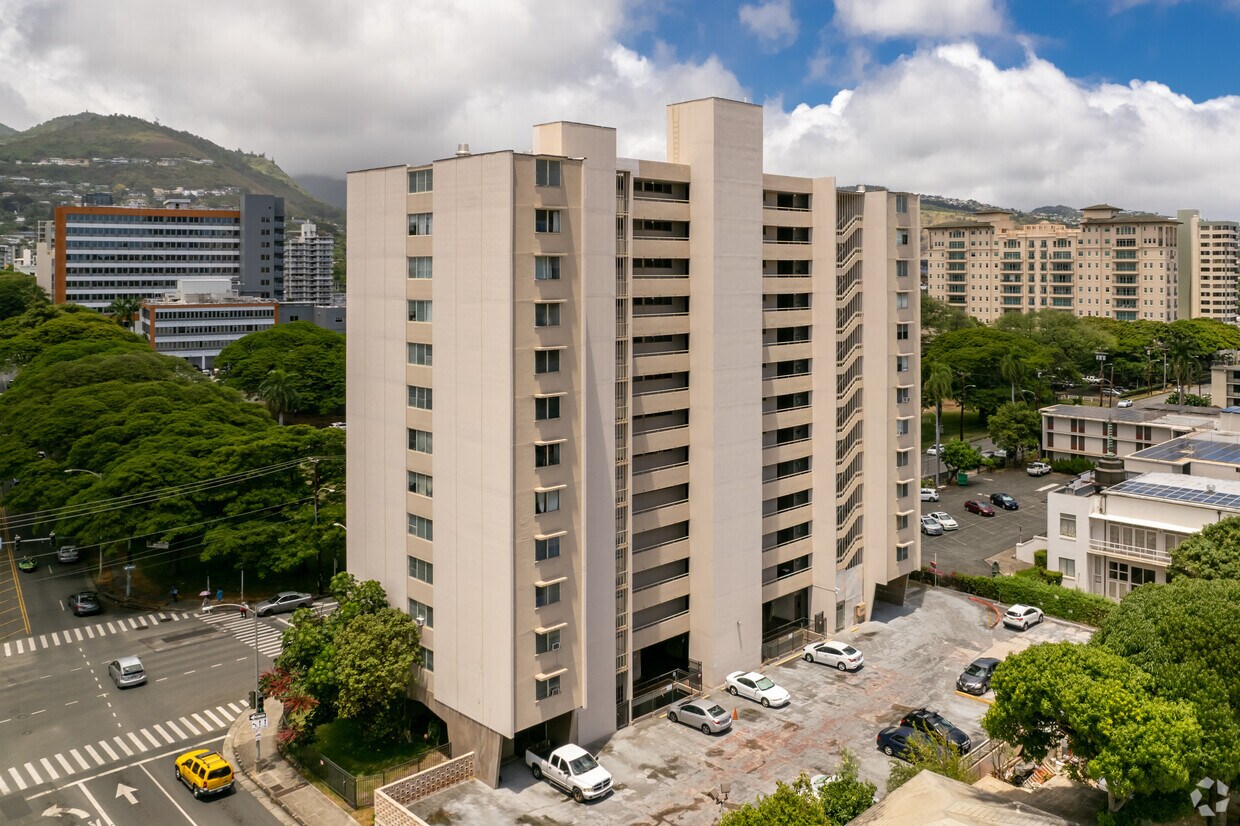 Foto principal - Punahou Circle Apartments