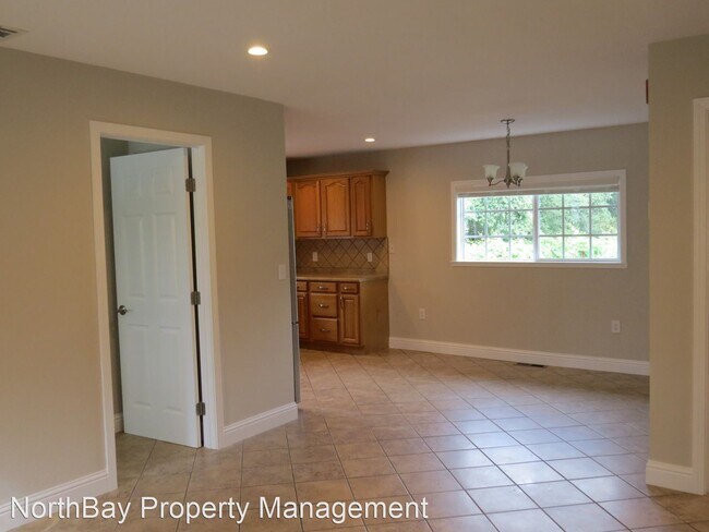 Foto del edificio - 2 br, 1 bath House - 97 Remmell Street