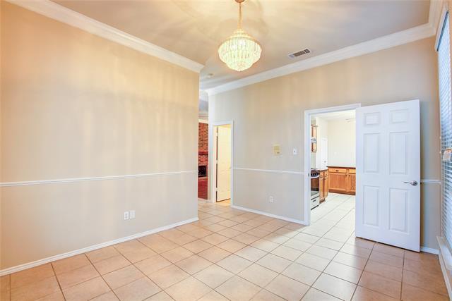 Building Photo - 535 Raintree Cir