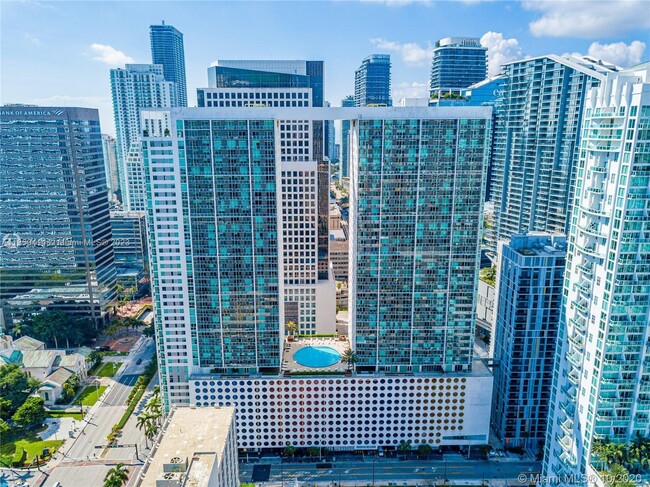 Foto del edificio - 500 Brickell Ave