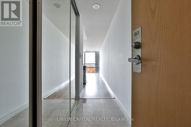 Building Photo - 88 Grangeway Ave