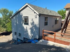 Building Photo - 1404 E St