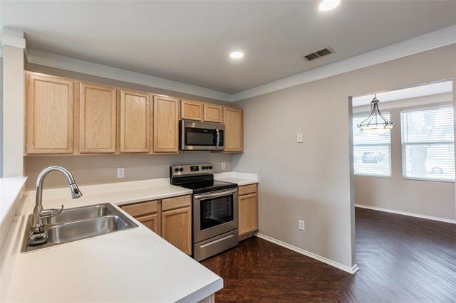 Foto del edificio - 5412 Comanche Wells Dr