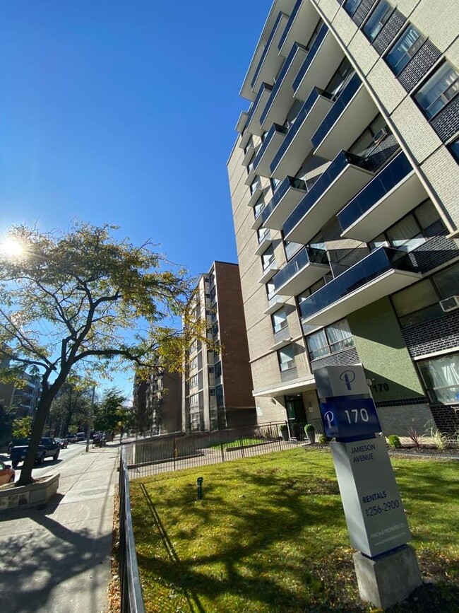Building Photo - Leopold Apartments