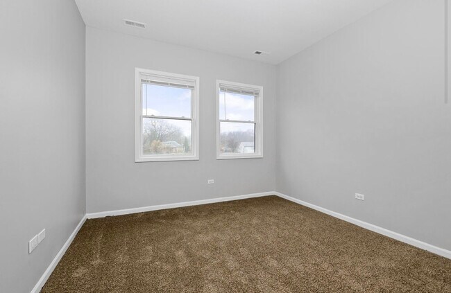 Foto del edificio - 1431 W 108th St