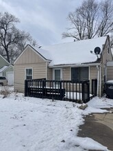 Building Photo - 7008 SW 15th St