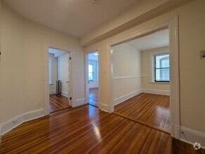 Building Photo - 881 Massachusetts Ave