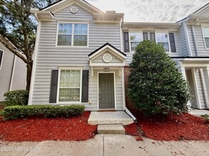 Building Photo - 3514 Summerlin Ln N