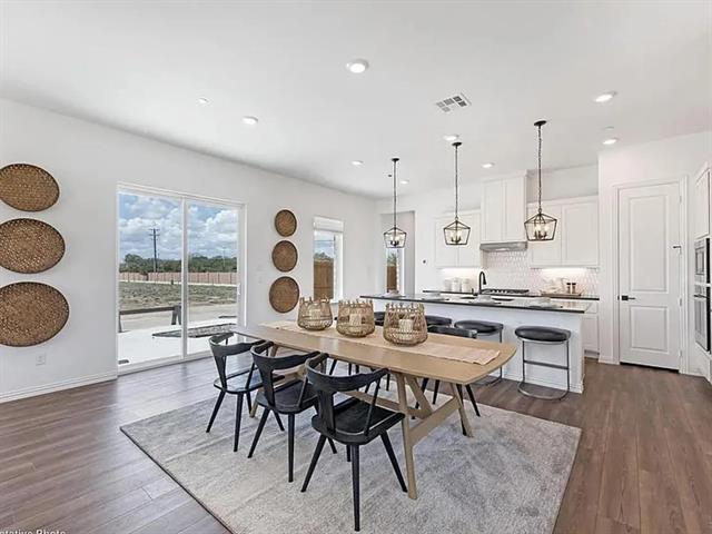 Foto del edificio - 6200 King's Path