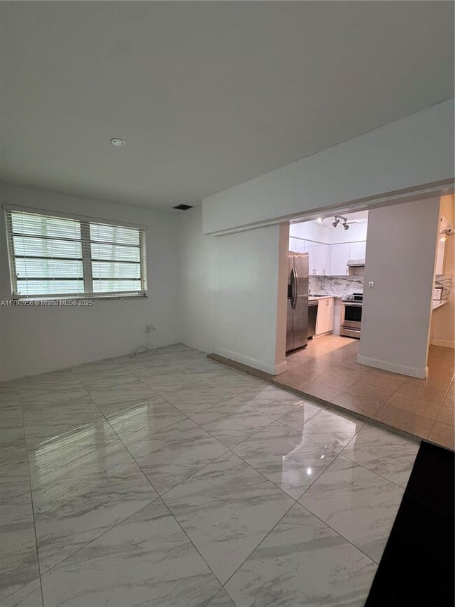 Building Photo - 11780 SW 81st Rd