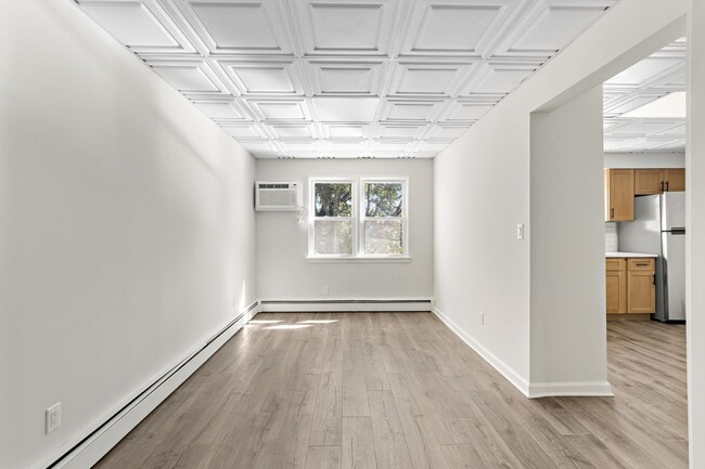 Foto del edificio - 1534 PATERSON PLANK Rd