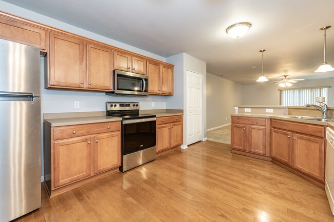 Foto del edificio - 3203 Ivy Wood Ln