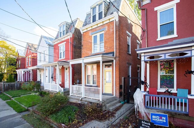Foto del edificio - 4264 Williamson Pl