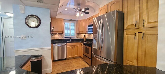 Foto del edificio - 3300 W Rolling Hills Cir