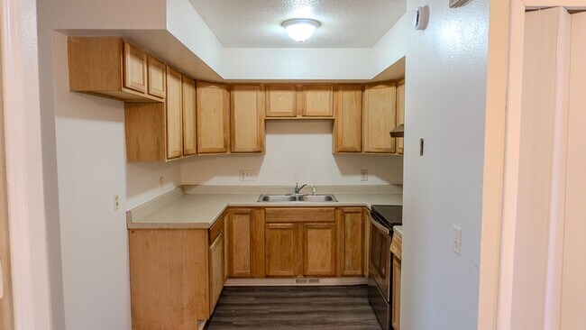 Foto del edificio - Lovely 2-Bedroom Townhouse in Central Toledo