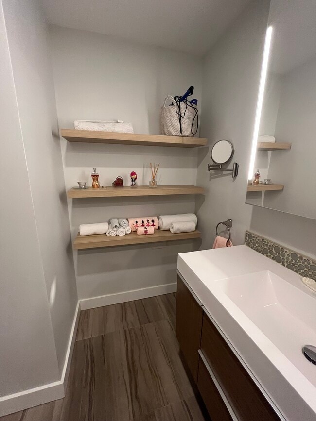Bathroom - 1 Kelton Ct