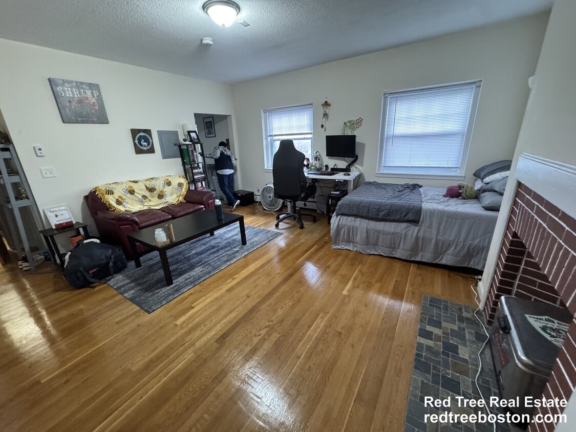 Photo - 2018 Commonwealth Ave. Unit 38