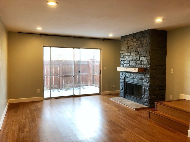 Foto del edificio - Stunning Duplex in Denver