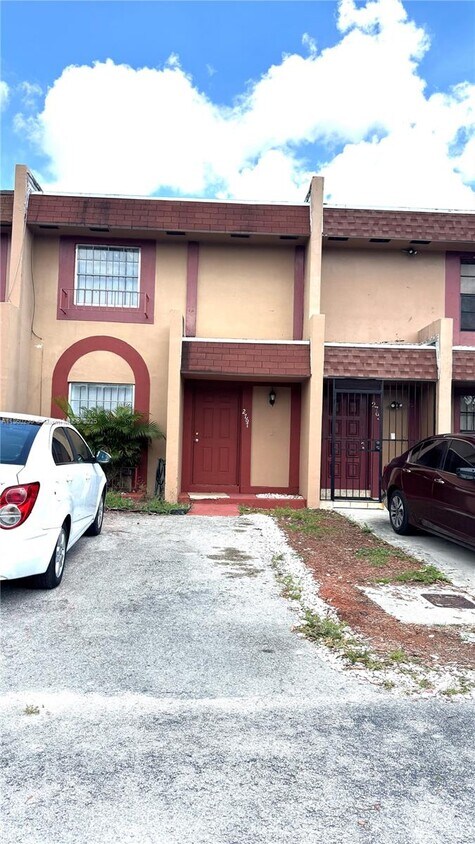 Foto principal - 2767 NW 192nd Terrace