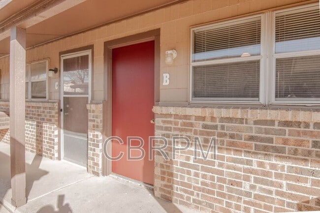 Building Photo - 1310 53rd St