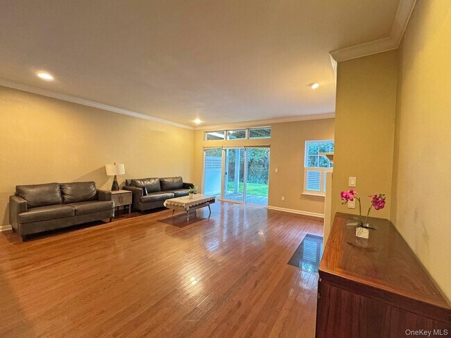 Foto del edificio - 54 Fairways Dr