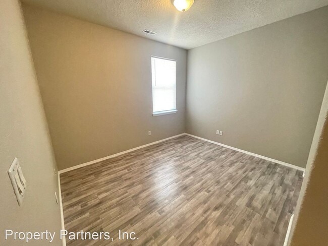 Building Photo - 4 br, 2 bath House - 10501 Chance Ct NW