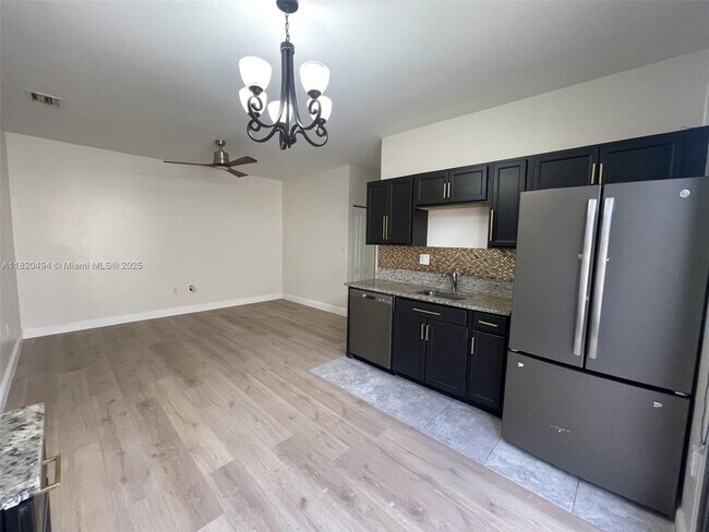 Foto del edificio - 3530 SE 4th St