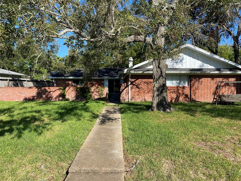 5119 Bayou Dr, Dickinson, TX 77539 House Rental in Dickinson, TX