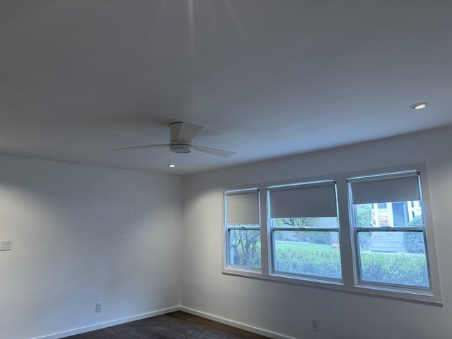 Foto del edificio - 1201 Bay St