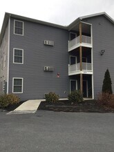 Building Photo - 1411 Doron Dr