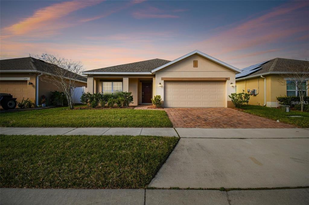 Foto principal - 129 Williamson Dr