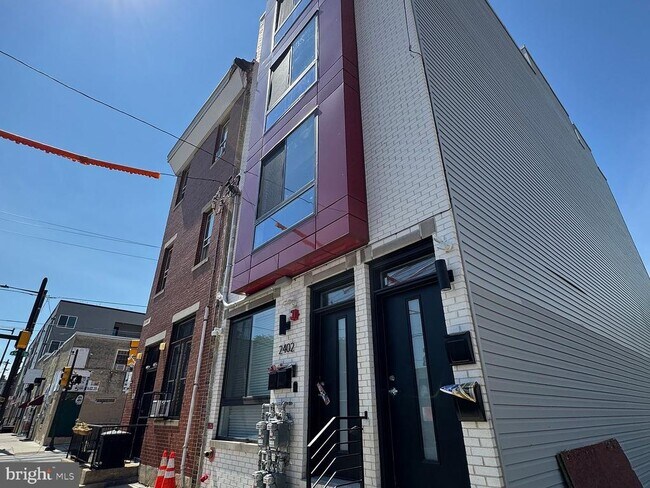 Building Photo - 2402 N 2nd St