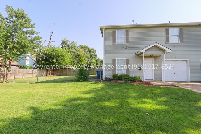 Building Photo - 3 Bed | 1.5 Bath in Central Tulsa!