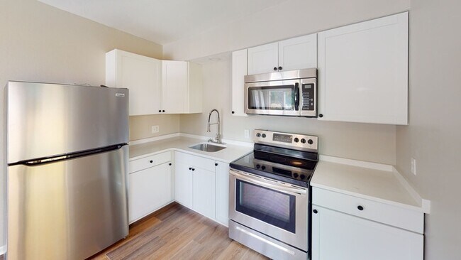 Building Photo - Millbury Townhomes