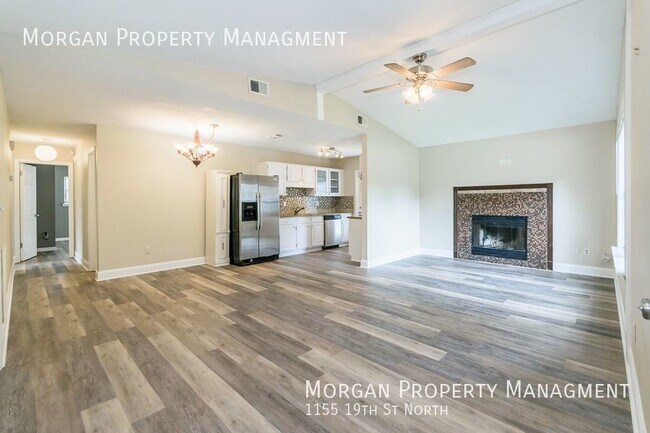 Building Photo - PRICE CUT!!! Single Family Home w/Garage i...