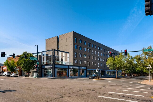 Broadway Lofts | Apartamentos en Englewood, CO - Broadway Lofts