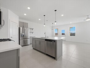 Building Photo - 359 W Rose Marie Ln