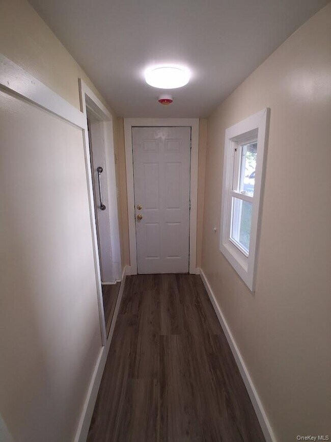 Building Photo - 12 Tobacco Ln