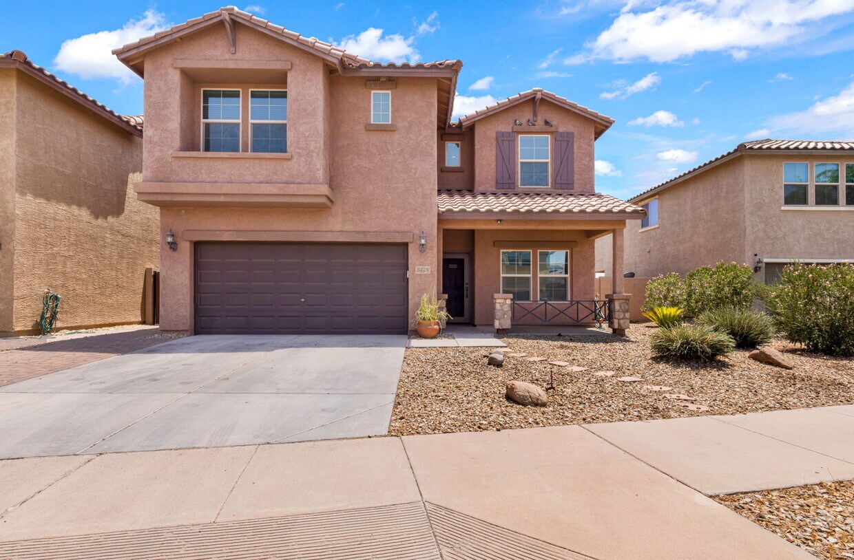 Primary Photo - 5725 W Milada Dr