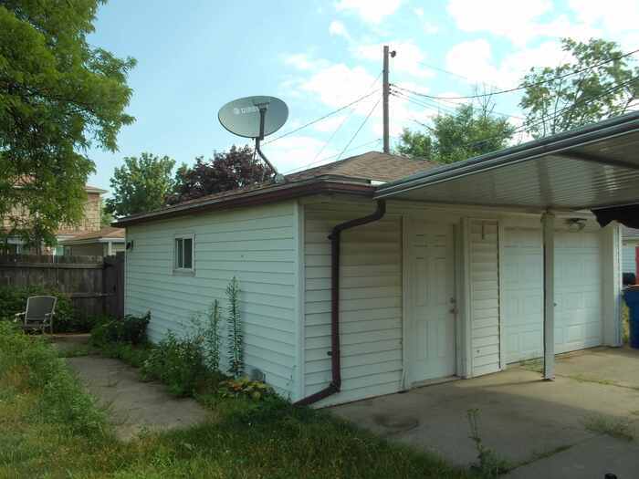 Building Photo - 13611 Racine Ct