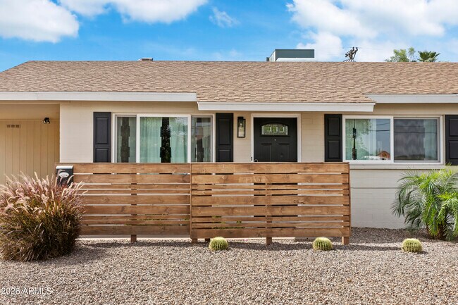 Foto del edificio - 7901 E Loma Land Dr