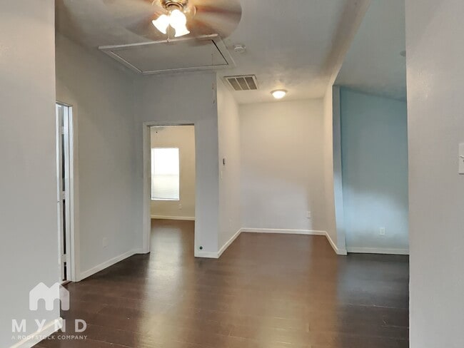 Building Photo - 1606 Ruthven St