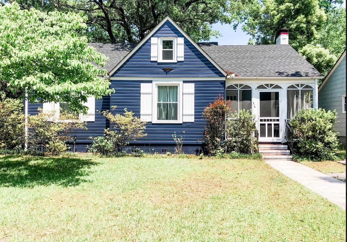 Primary Photo - 314 Columbus Dr