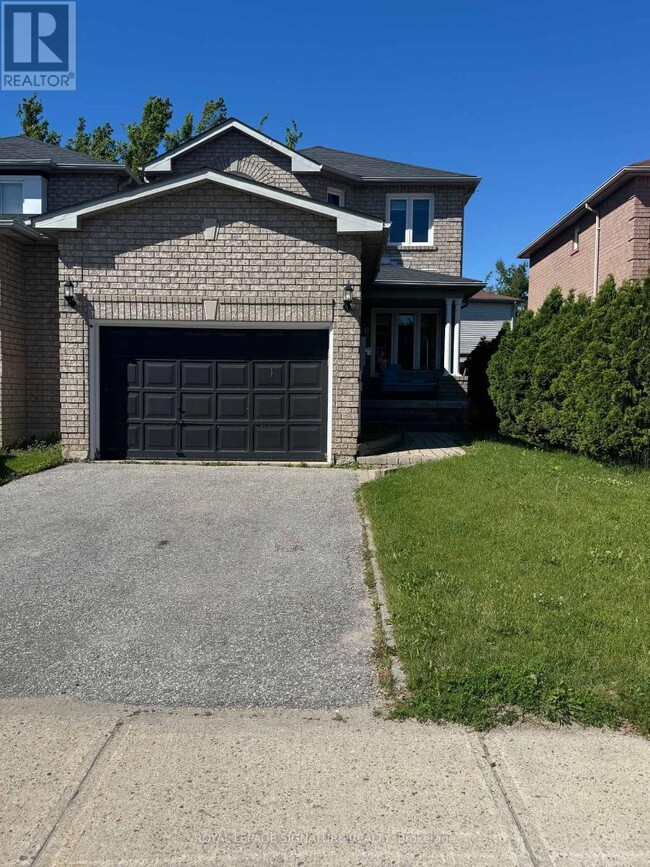 Building Photo - 118 Athabaska Rd