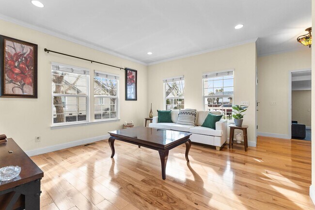 Foto del edificio - 600 Greeneich Ave