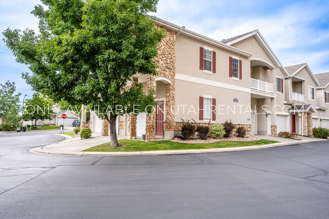 Foto del edificio - 1028 Canyon Vista Rd