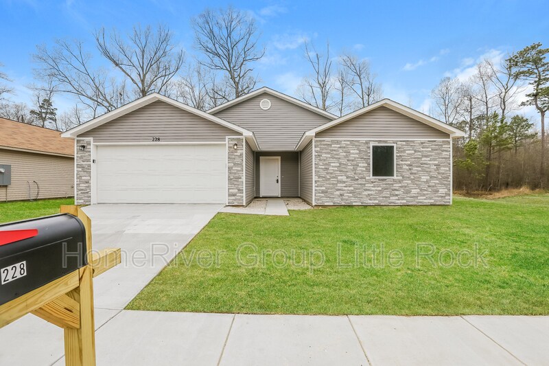 Foto principal - 228 Iris St