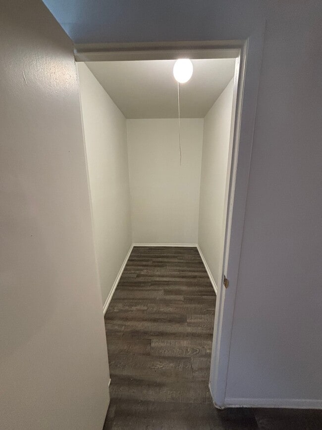 Building Photo - 4471 High St