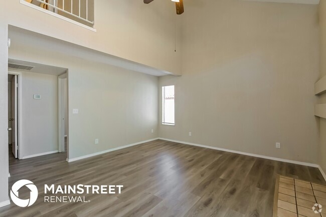 Building Photo - 9585 E Ashford Dr