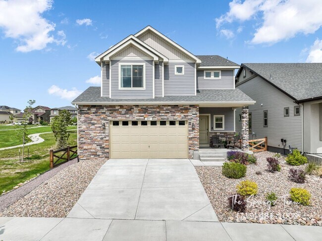 Foto del edificio - FORMER OAKWOOD MODEL 4BD HOME IN BANNING L...